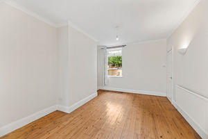 Dining Room- click for photo gallery